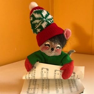 Anna Lee Christmas Mouse Doll ‘98